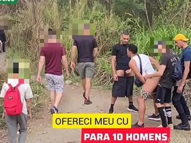 LEVEI 2 AMIGOS HÉTEROS PARA FODER MEU CU EM PÚBLICO, ONDE HOMENS COSTUMAM FAZER CAMINHADA. ENQUANTO CADA UM SE RESERVA PARA COMER MEU CU, UMA PLATEIA DE HOMENS OBSERVA E SE MASTURBAL. asian old gay dads sex videos