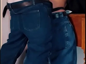 EL REPARTIDOR DE PIZZA ACEPTA FORLLARME POR CASH EXTRA videos of disgraceful nude asian gay coition thong series