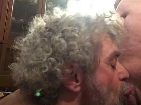 Pompini a gogò... Nypster succhia minkie di ogni colore e dimensione e beve la sborra gay sex asian massage videos