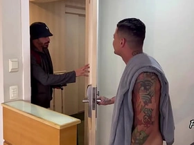 BATI NO QUARTO ERRADO hot asian well-pleased boys sex videos