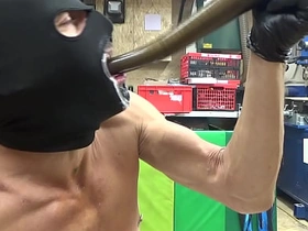 Extremeslut66 schiebt sich 30 cm in den Hals, 40cm in den Arsch mit wunderschöner Rosenknospe gay asian bride sex videos