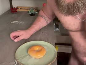 Big Dick Bodybuilder Unloads Multiple Cumshots to Videotape a Donut asian gay lungi sex videos