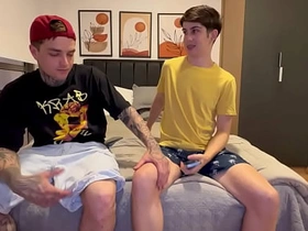 Fodendo um amigo meu que venho me visitar asian gay sex videos at hand asiangaysite