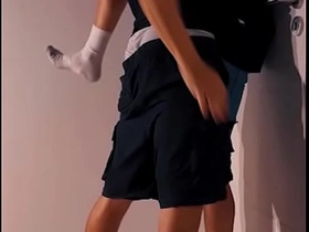 Extraño que me seguia me folla en la puerta de mi departamento a pelo hot new asian gay copulation videos