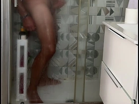 Beccato a masturbarsi there doccia con sborrata battlefield e orgasmo reale - spiato asian group gay sex videos