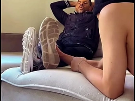 PASSIVO DOTADO MASCARADO FOI TRABALHAR NA MINHA CASA E ACABOU LEVANDO PICA NO CU asian gay sex videos blowjob