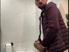 sexy daddy arrhythmic off and nutting huge load asian gay dealings videos daddy