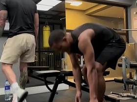 botei o meu parceiro de treino pra me pagar um boquetao asian china gay uncle sex videos