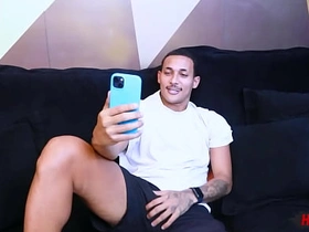 Piroca grossa entrando no cuzinho asian cheerful masturbation sex videos