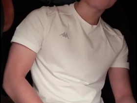 直男露脸展示自己的大鸡巴 rough asian gay sex videos