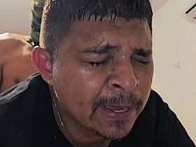 MECANICO PAGOU DIVIDA COM O SEU CU, FOI ARREGAÇADO POR TRÊS DOTADOS. gay sex videos asian old hat modern tv