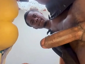 Papi masturba su gran polla con slave-trader y su fleshlight para luego correrse gay to gay sex videos regarding asian