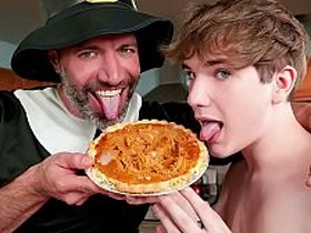 Caught My Stepdad Fucking My Glorification Pie gay men videos lovemaking asian