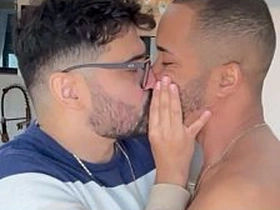 MARCOS GOIANO - NERD BUNDUDO ENTRANDO NA PICA DO NEGÃO - SEXO happy-go-lucky BAREBACK - NEGRO DOTADO FODE PUTO DE ÓCULOS hd happy-go-lucky sex videos asian