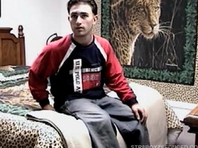 Vinnie Sucks Off Hairy Straight Boy Paulie sexy asian blissful men sexual connection videos