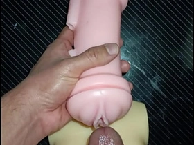 Trine Kissy y Dolly: de la boca a la vagina! Termina en tits fuck. asian gay dad sex videos